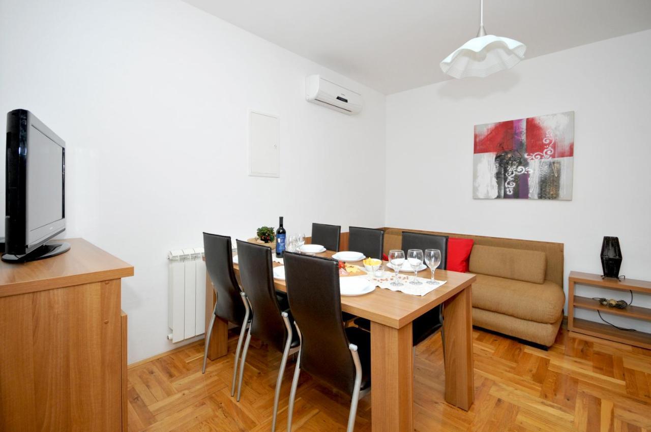 Apartments Penic Trogir Exterior foto