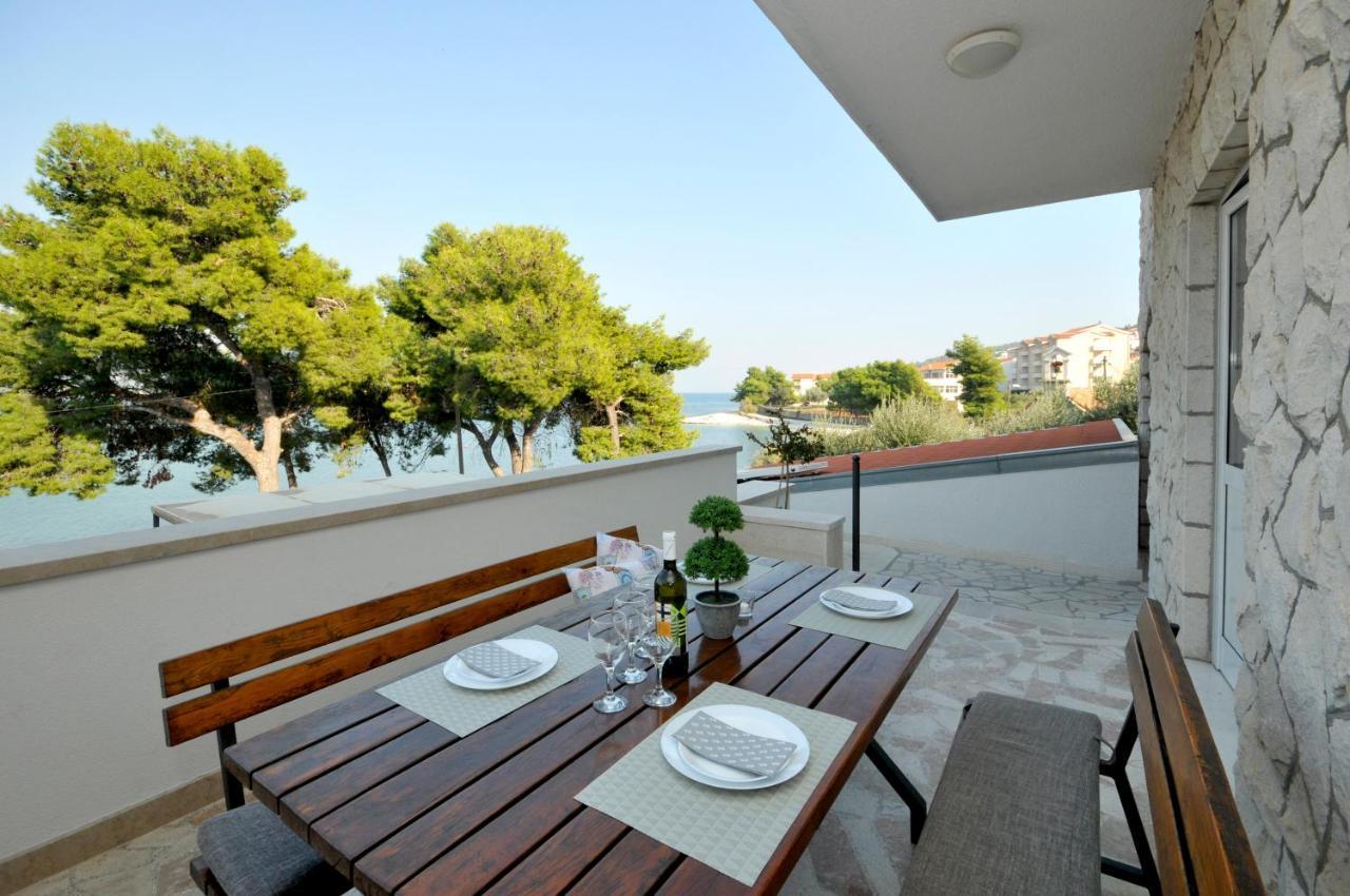 Apartments Penic Trogir Exterior foto