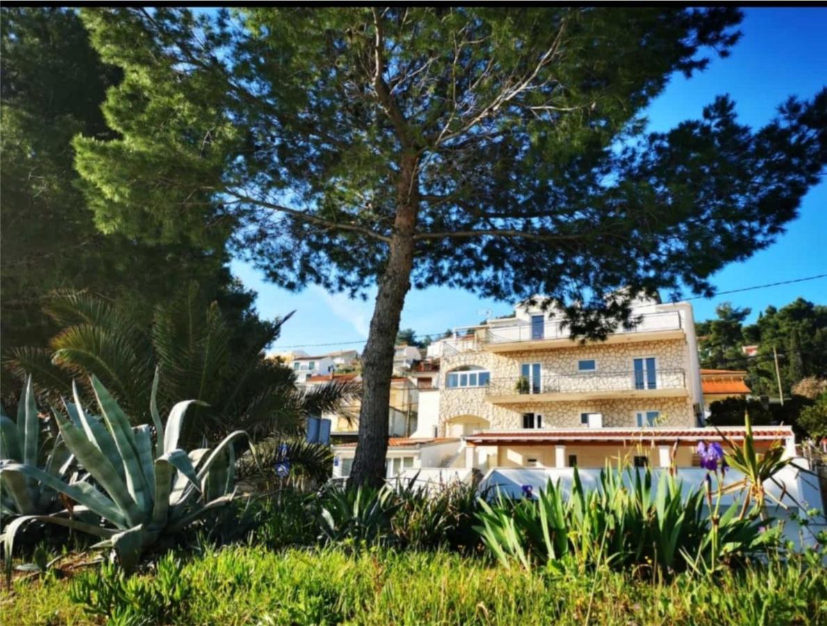 Apartments Penic Trogir Exterior foto